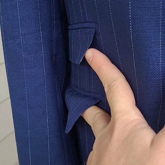 SUITSUPPLY Sienna Single Breasted INT Dark Blue Striped Wool Sz 44 R Suit Jacket